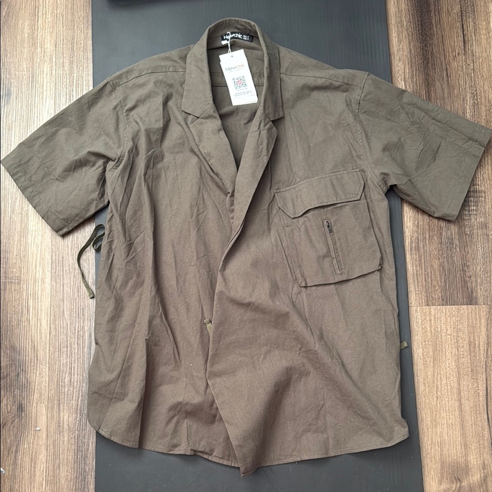 NWT 100 Cotton Green Short Sleeve Button-Up Jacket